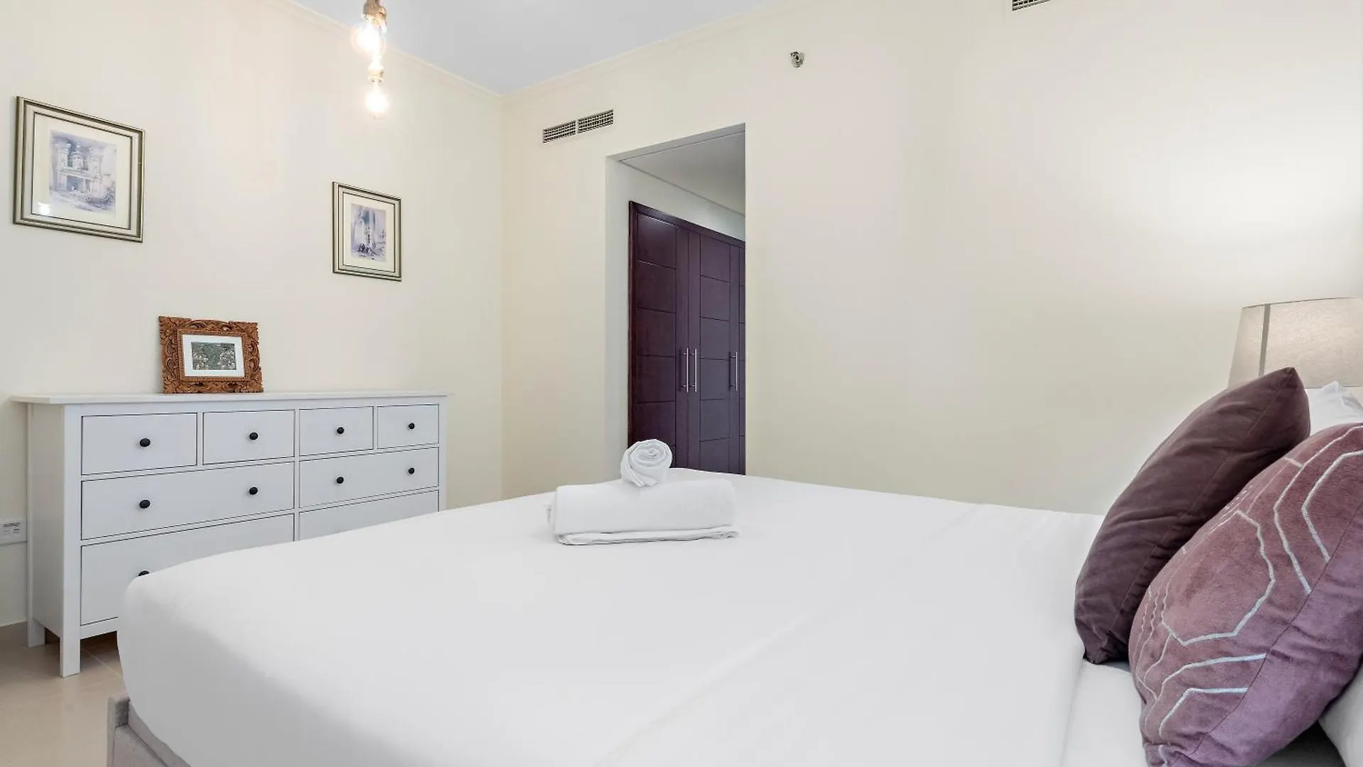 Prime 2Br With Balcony & Full Burj Khalifa Views Apartment Dubai