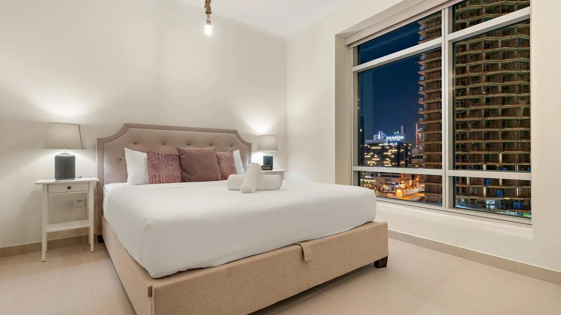 Prime 2Br With Balcony & Full Burj Khalifa Views Apartment Dubai
